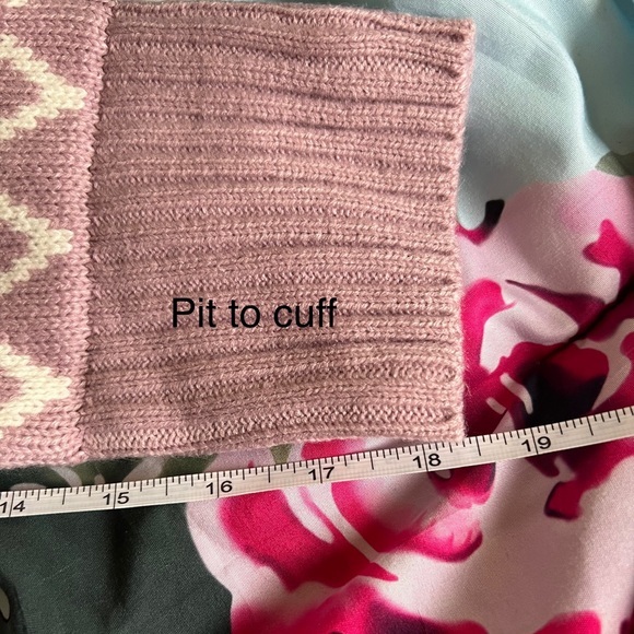 Zaful Women’s Pink/Purple Floral Cropped Sweater - Picture 10 of 12